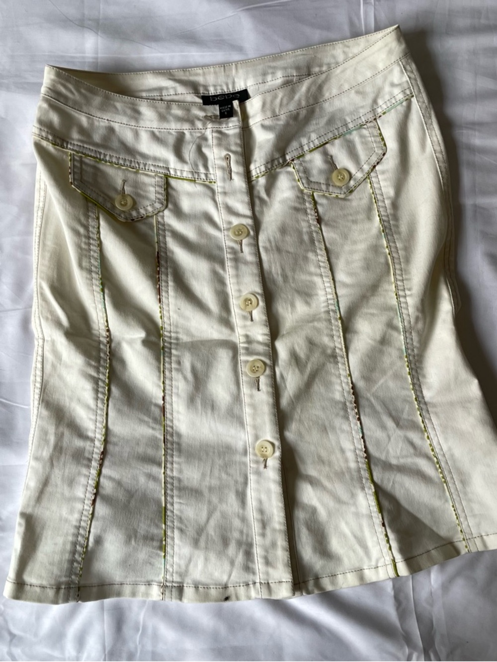 bebe Cream A-Line Button-Front Skirt with Contrast Topstitching